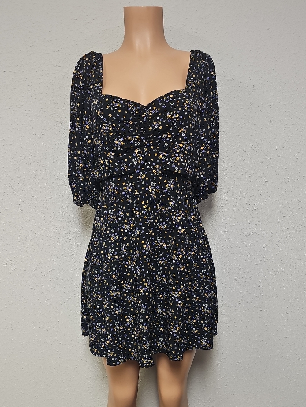 Forever 21 Navy Floral Puff-Sleeve Square Neck Mini Dress